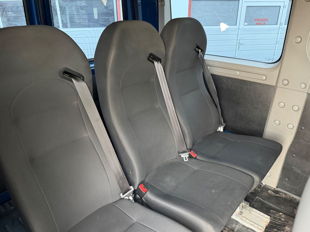 Nissan NV400