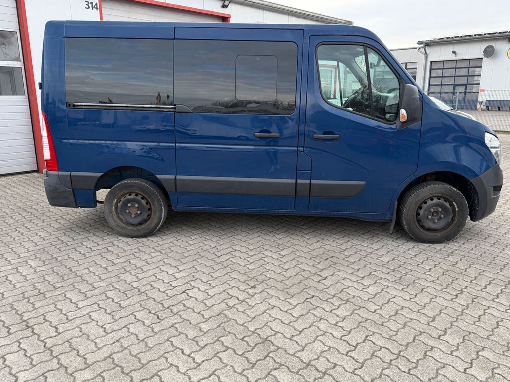 Nissan NV400