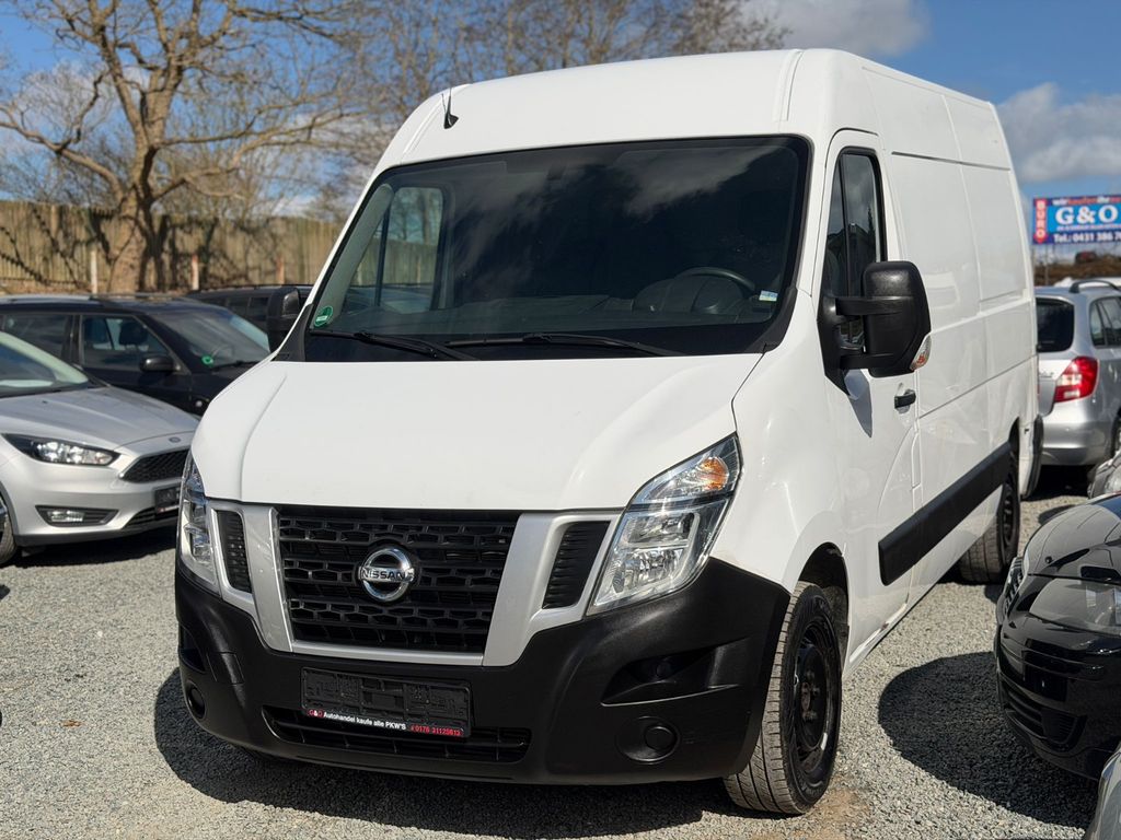 Nissan NV400