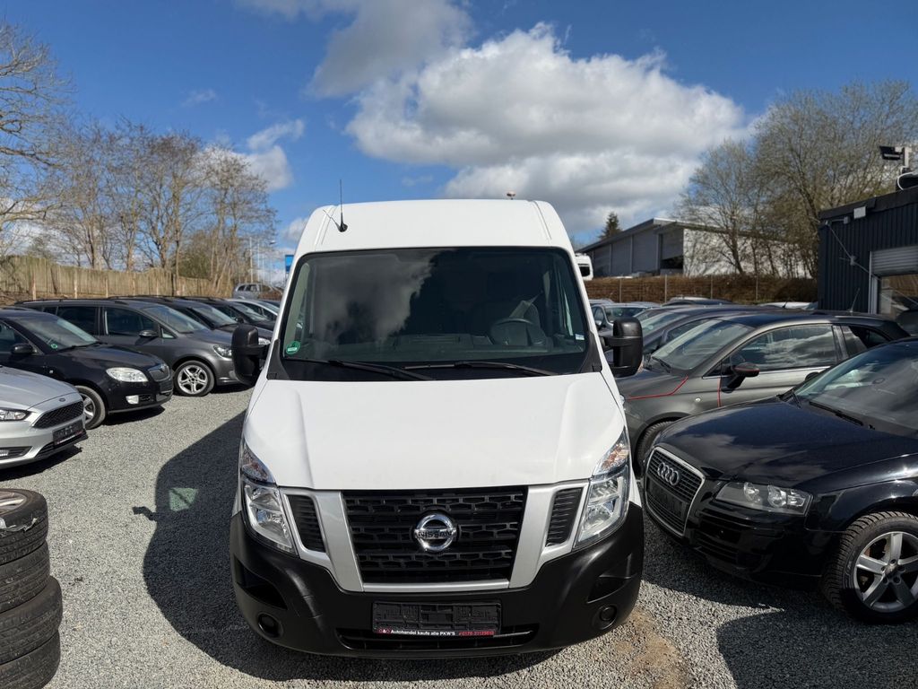 Nissan NV400