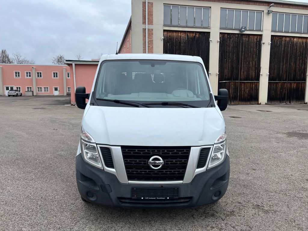 Nissan NV400