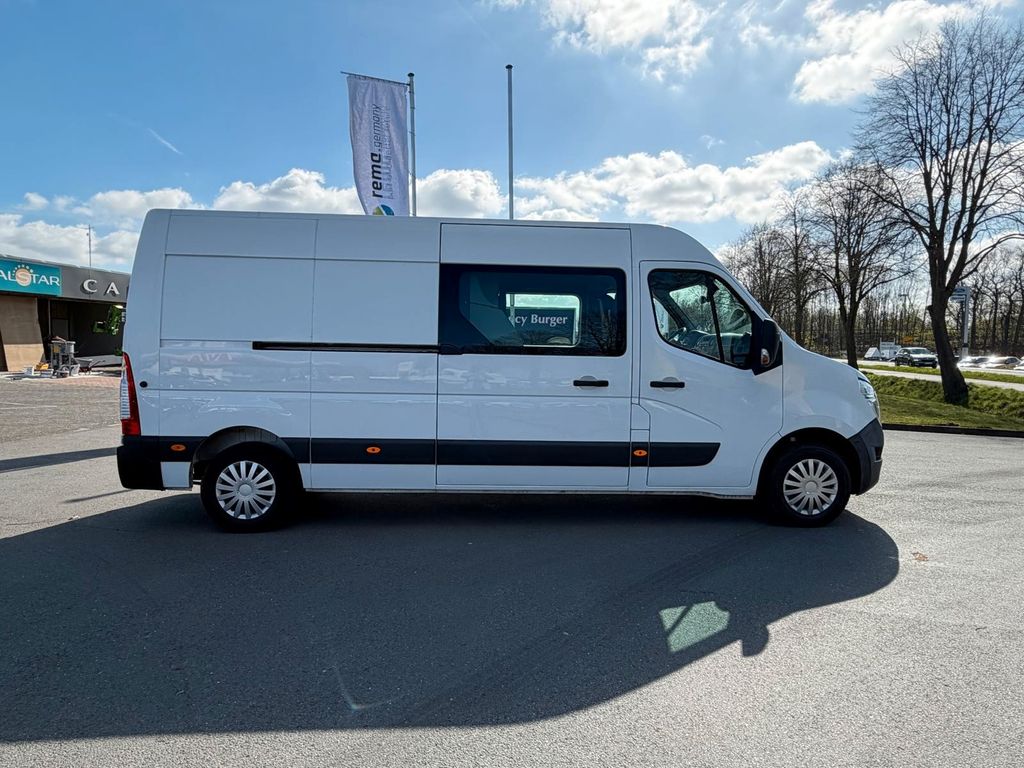 Nissan NV400