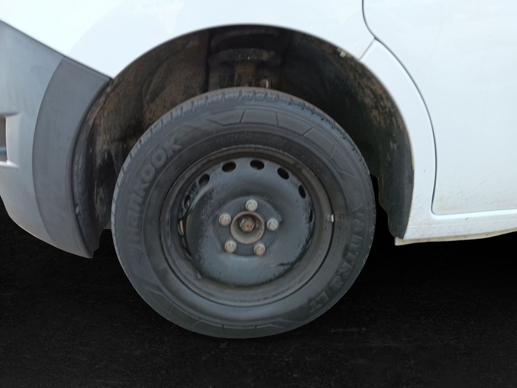 Nissan NV400