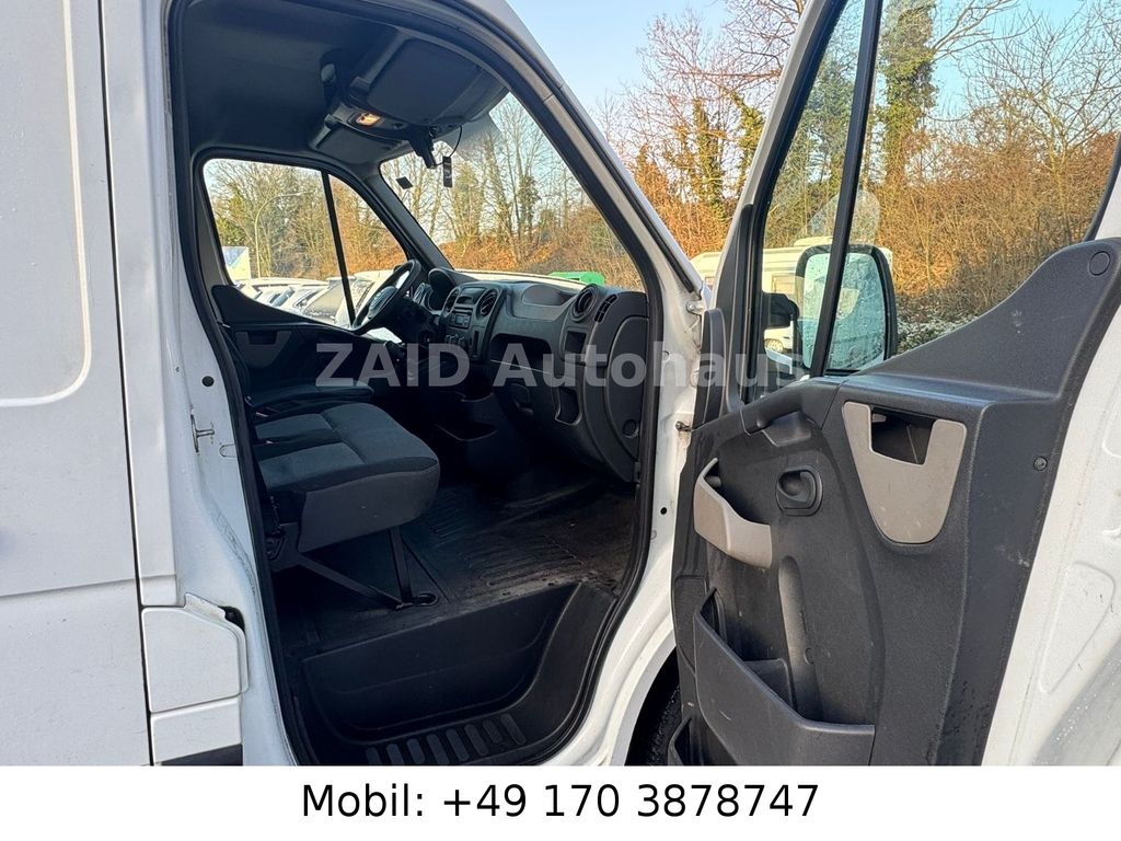 Nissan NV400
