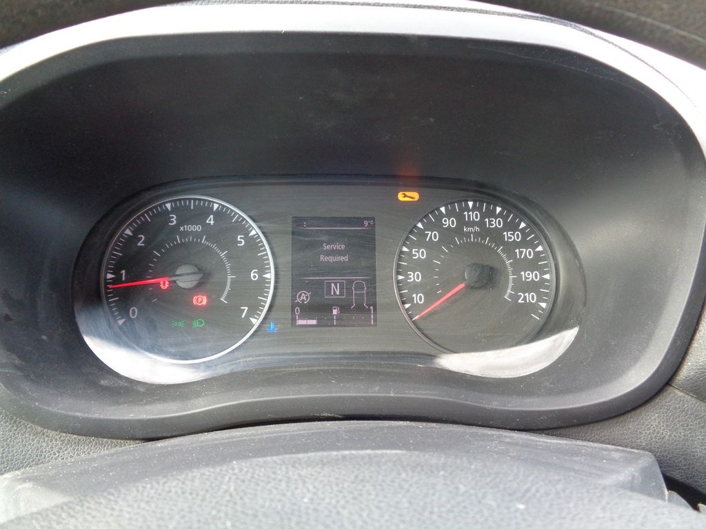 Nissan NV400