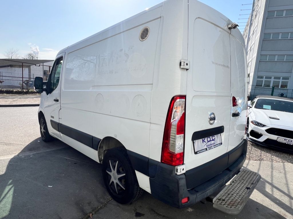 Nissan NV400