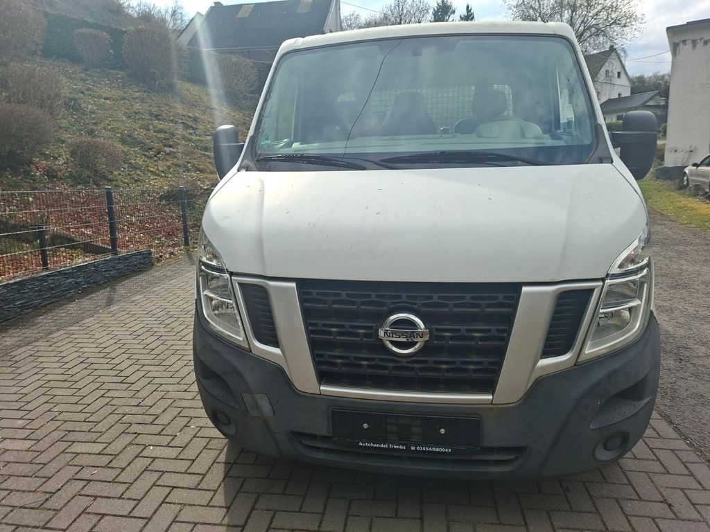 Nissan NV400
