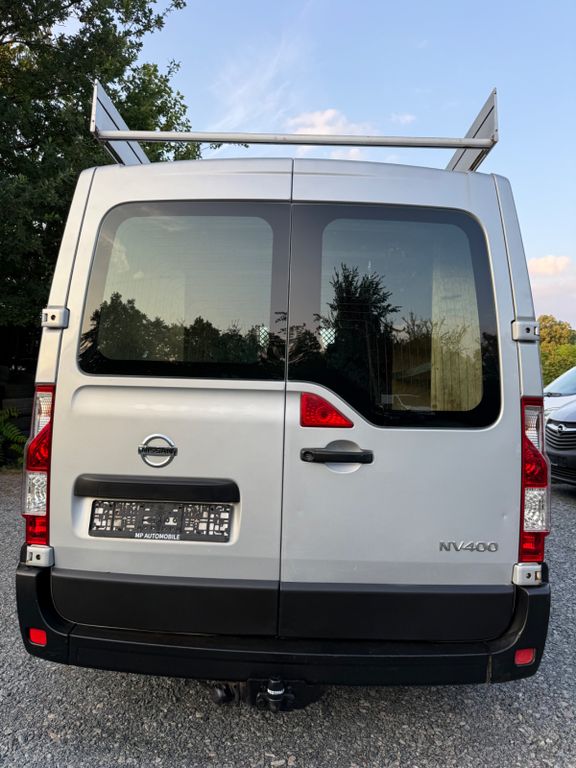 Nissan NV400