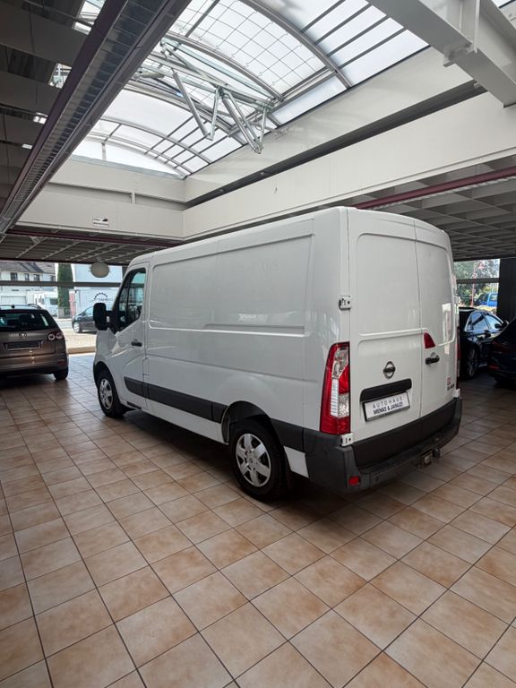 Nissan NV400