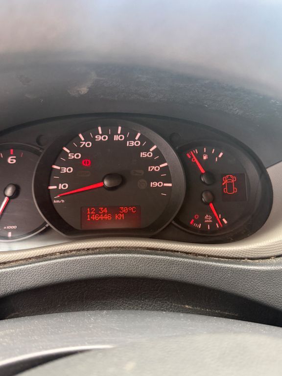 Nissan NV400