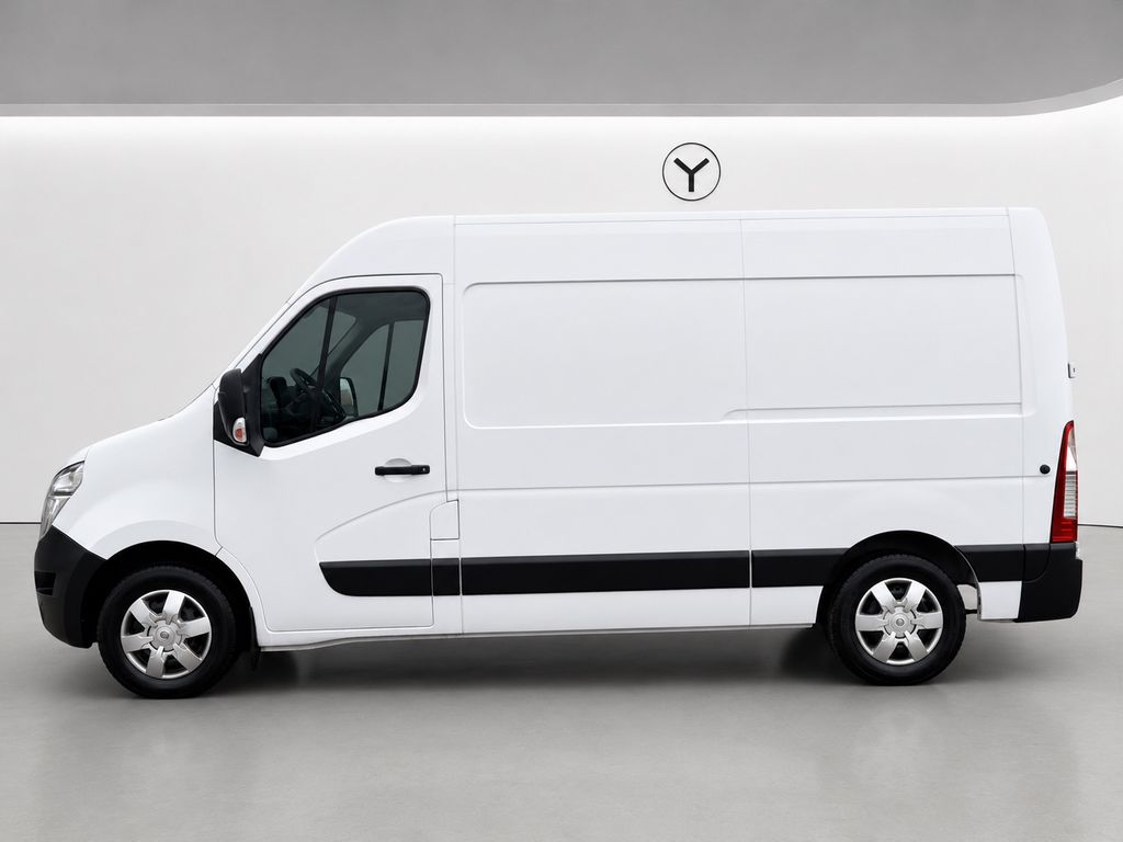 Nissan NV400