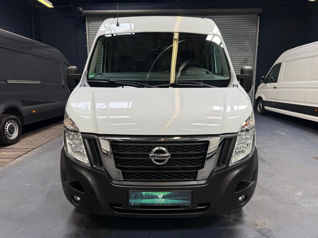 Nissan NV400