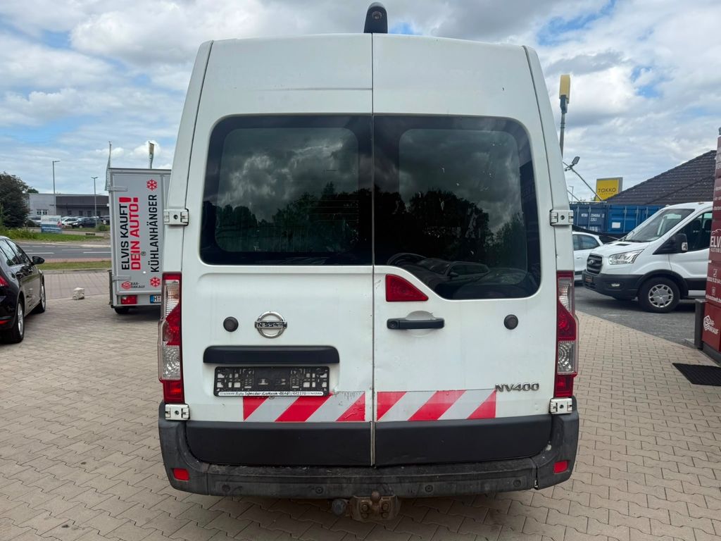 Nissan NV400