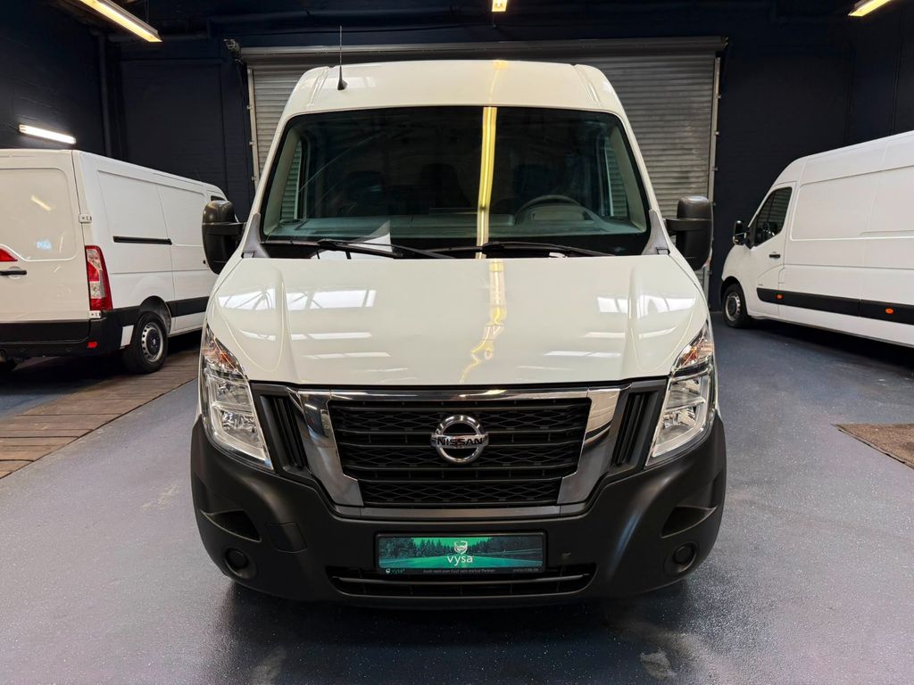 Nissan NV400