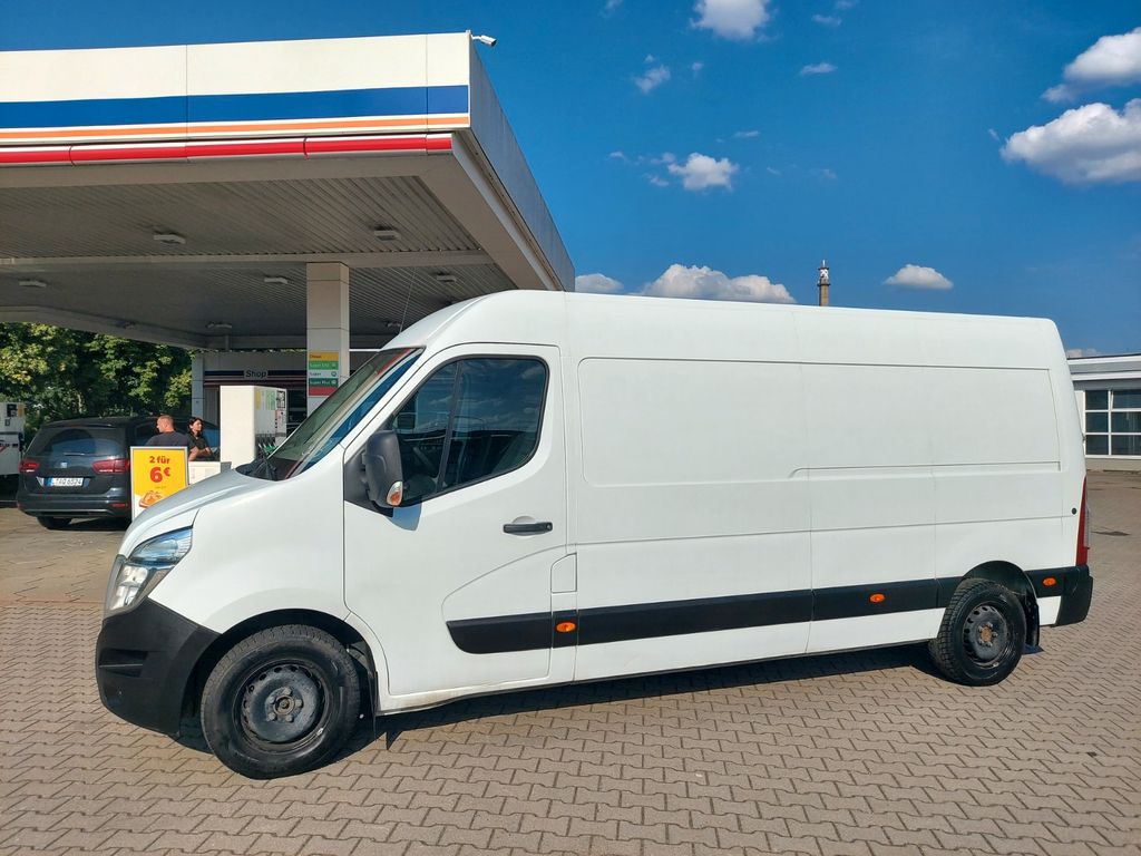 Nissan NV400