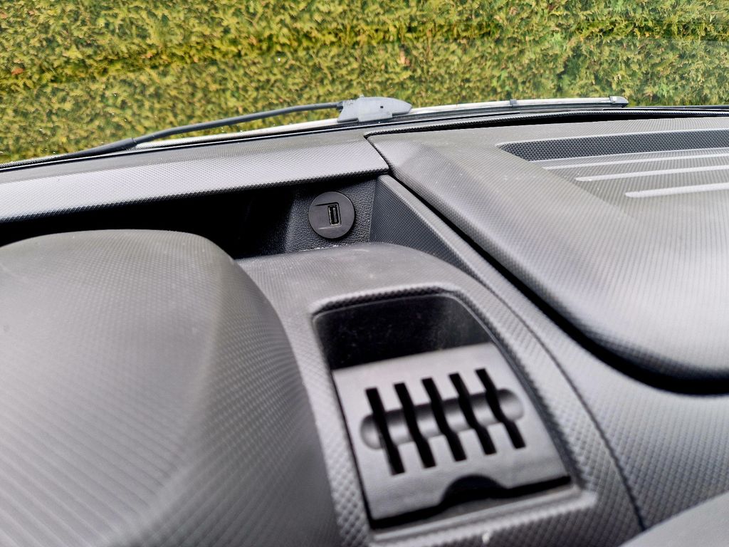 Nissan NV400