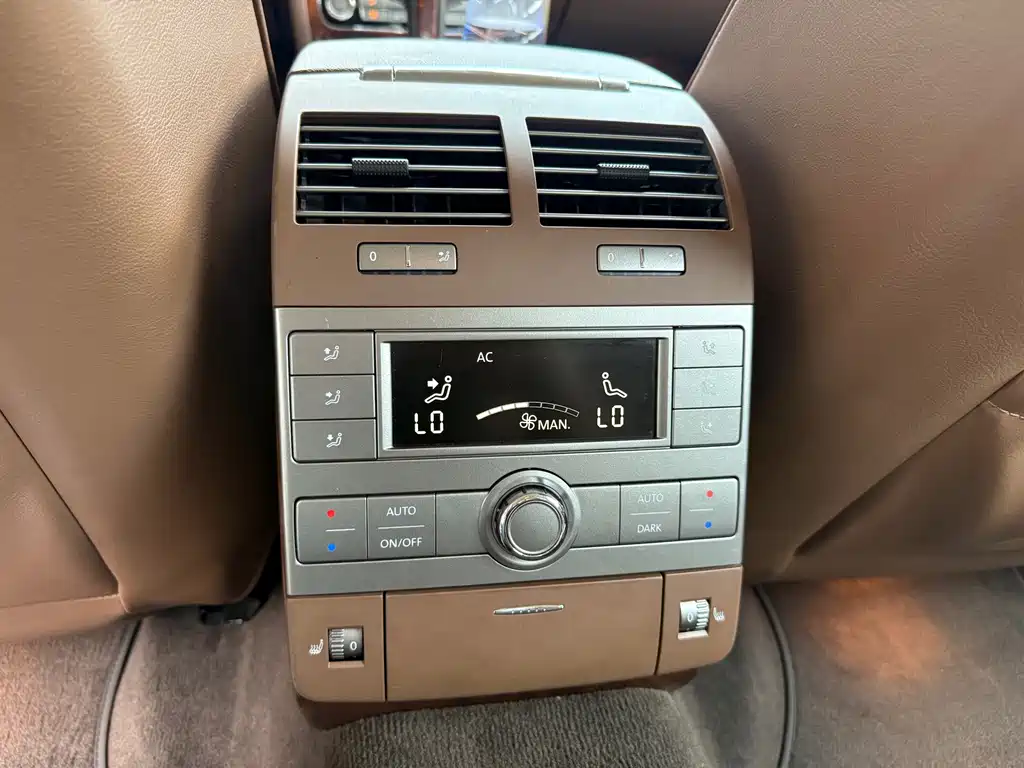 Volkswagen Phaeton