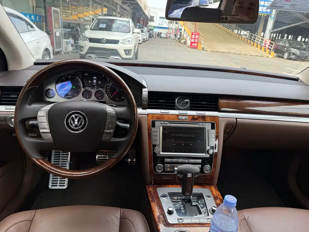 Volkswagen Phaeton