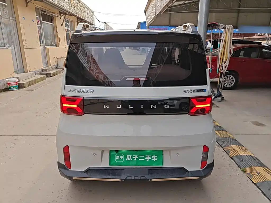 Wuling MINIEV
