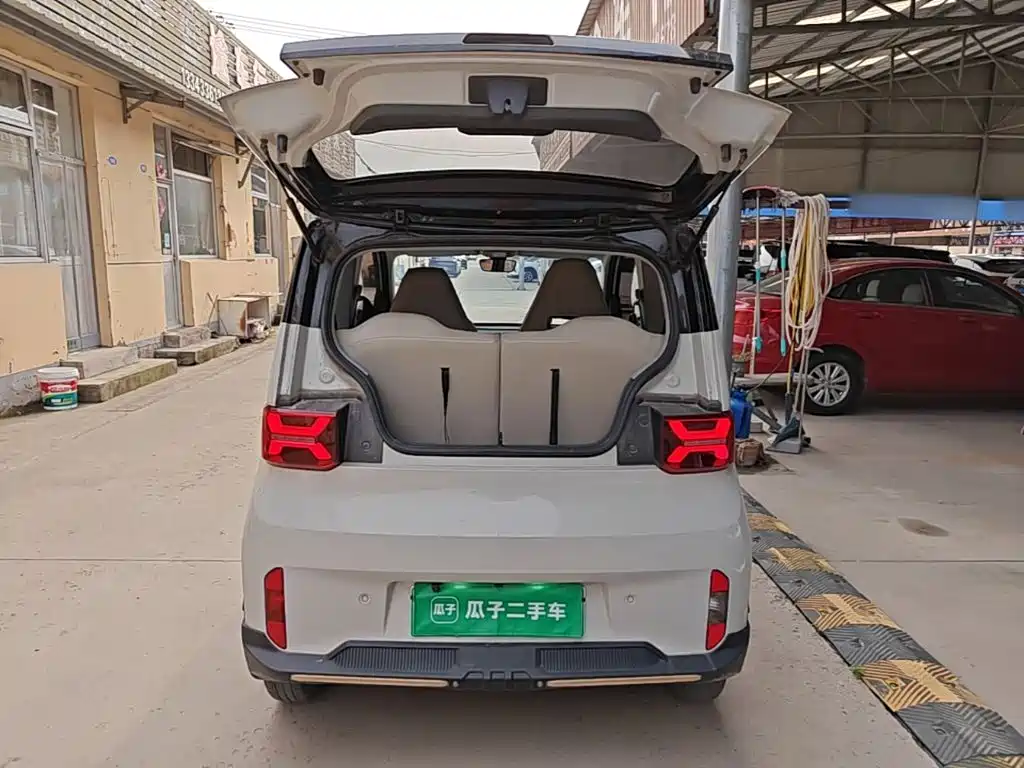 Wuling MINIEV