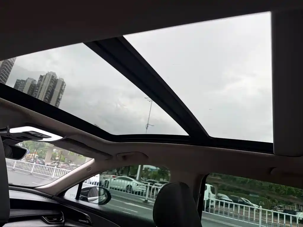 Hongqi Hongqi H5