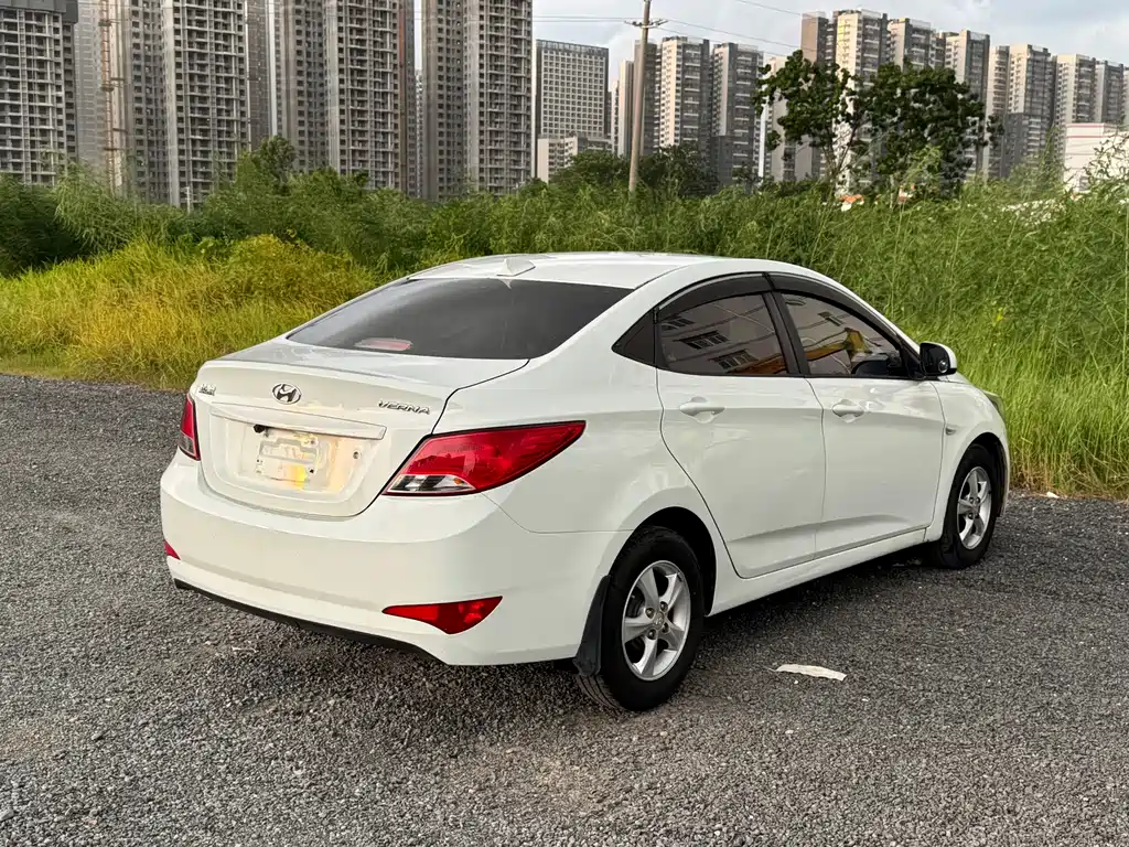 Hyundai Verna