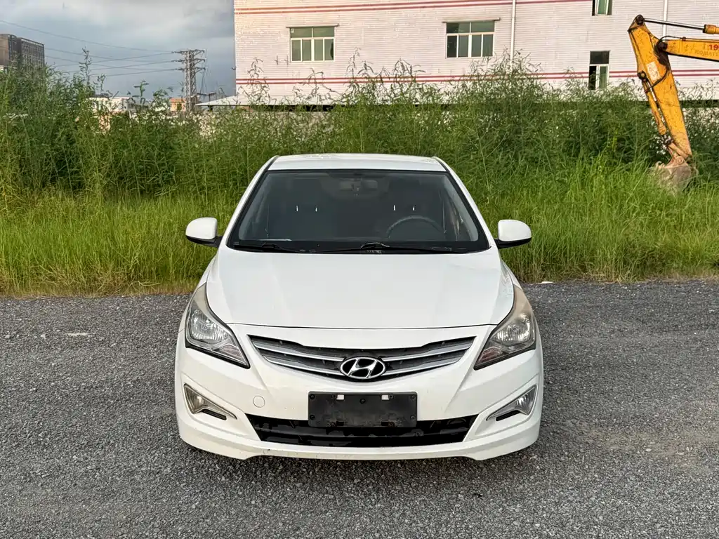 Hyundai Verna