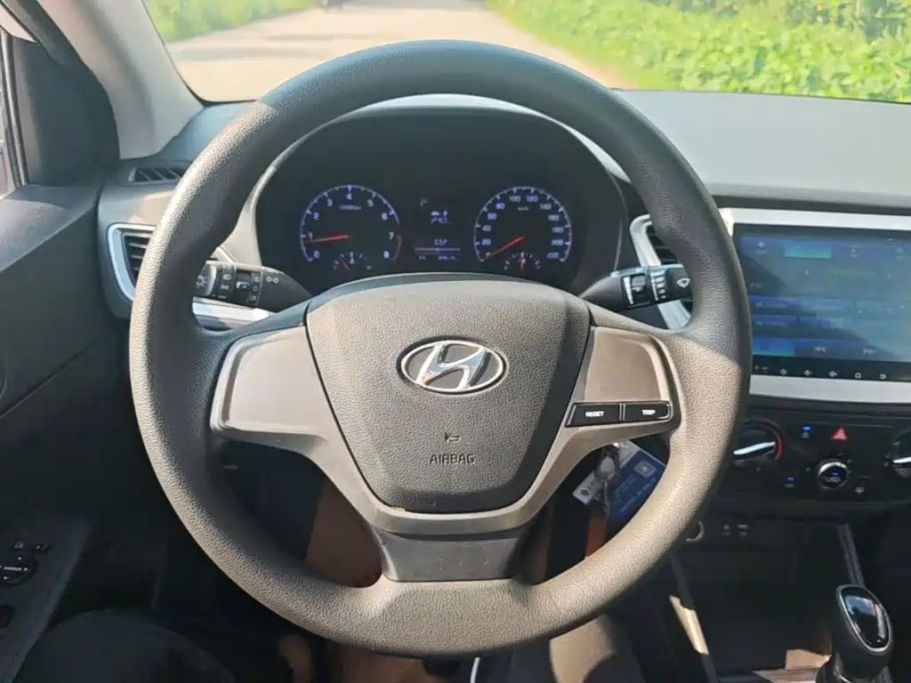 Hyundai Verna
