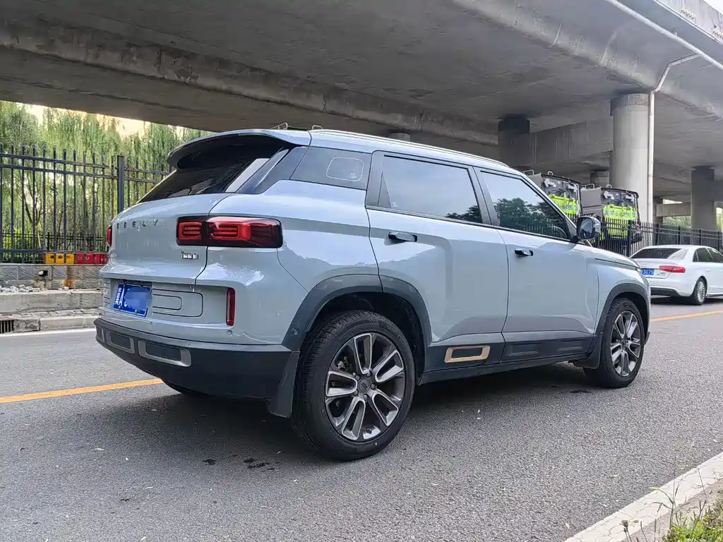 Geely Icon