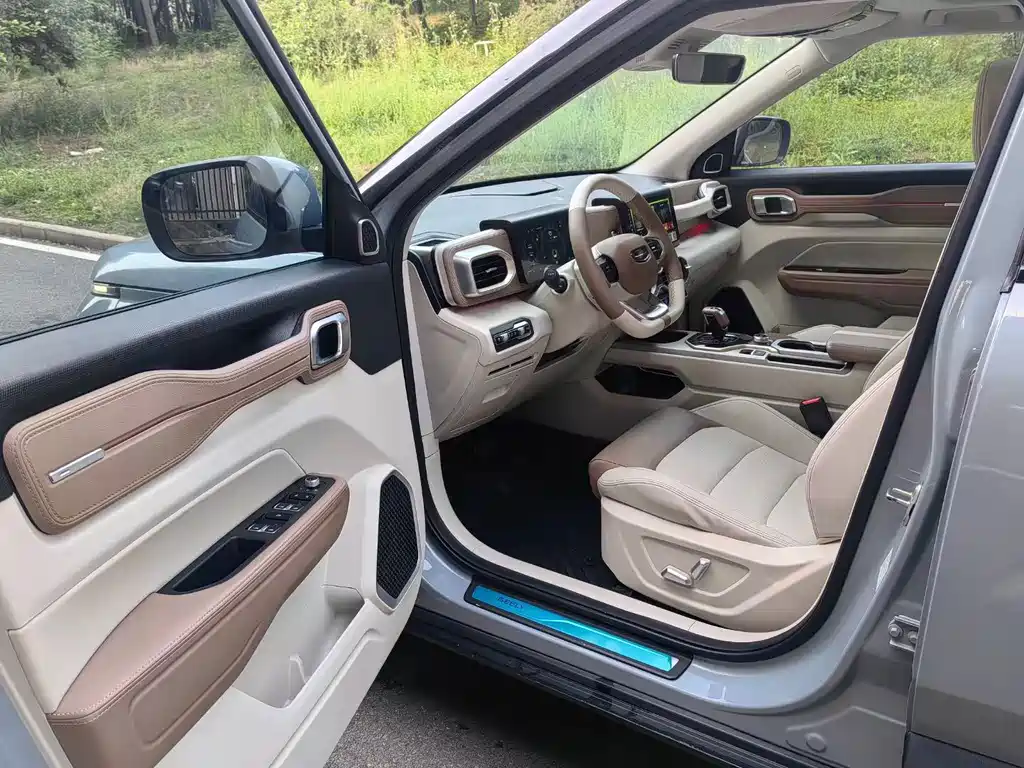 Geely Icon