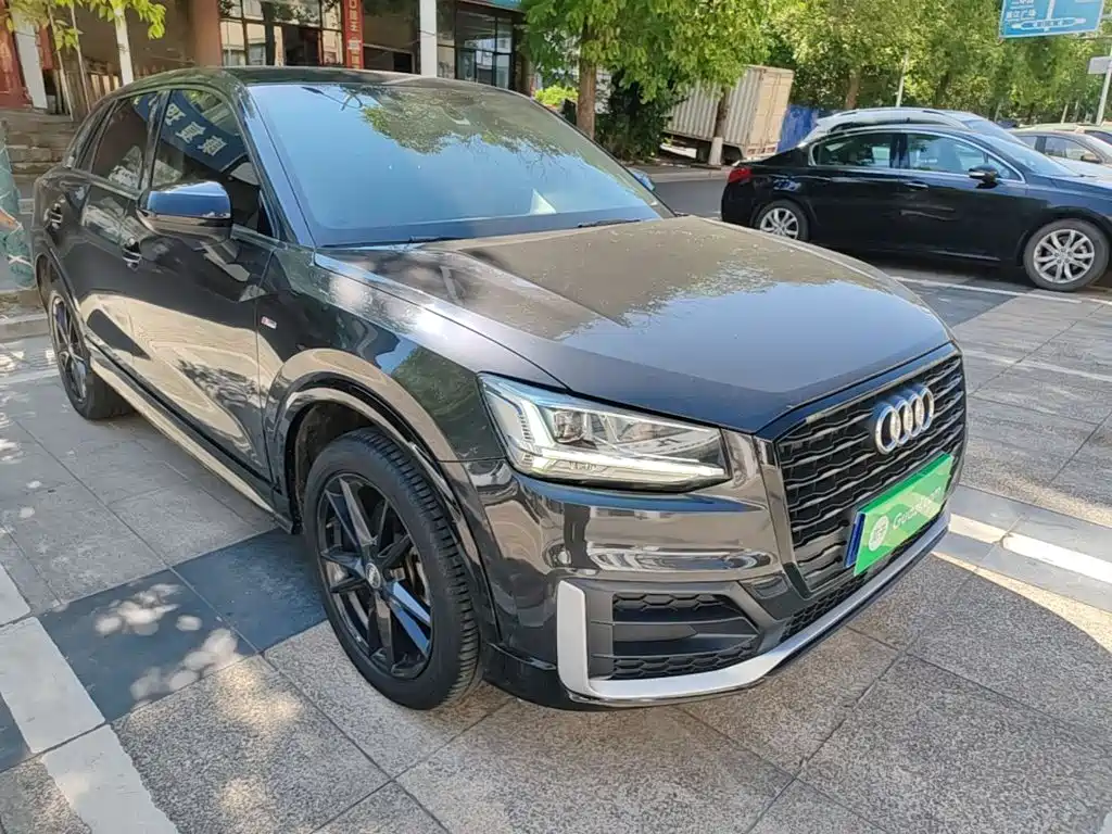 Audi Q2L