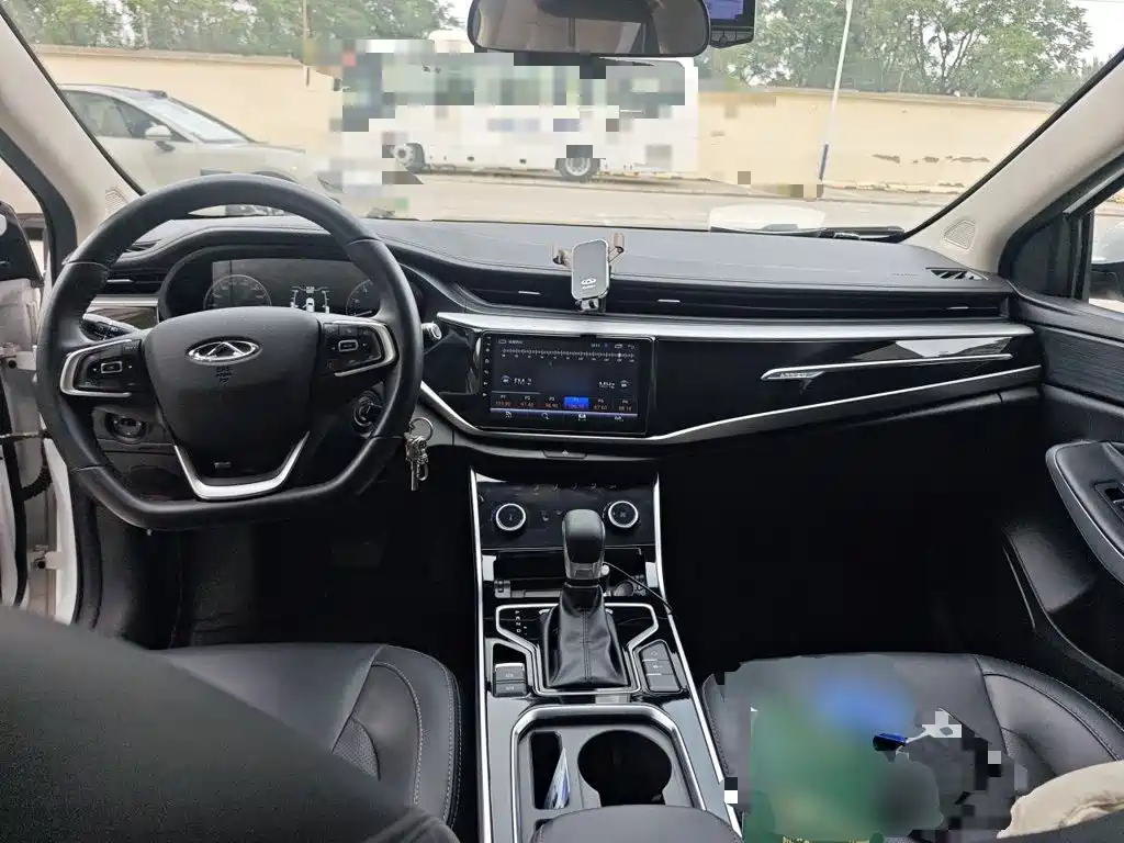 Chery Arrizo 5