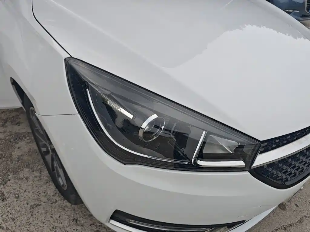 Chery Arrizo 5