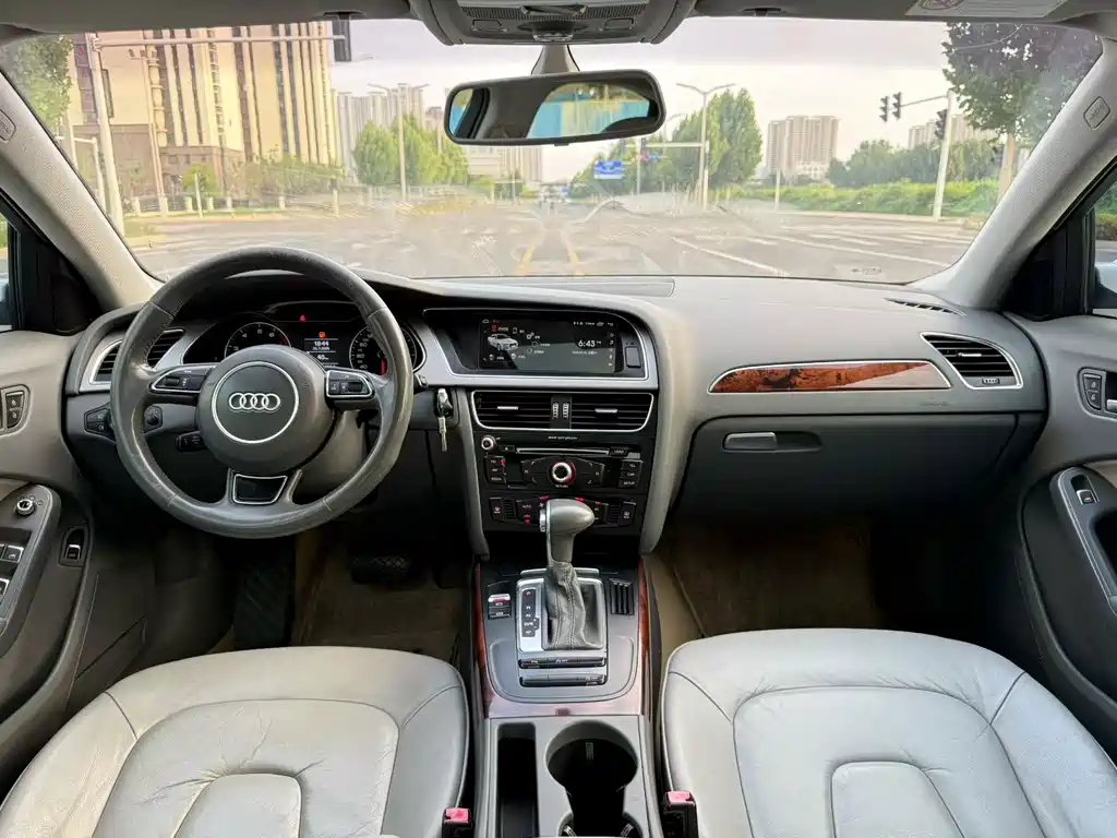 Audi A4L