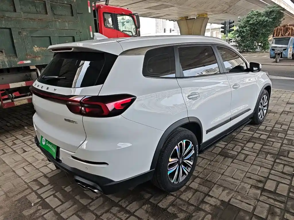 Chery Tiggo 8
