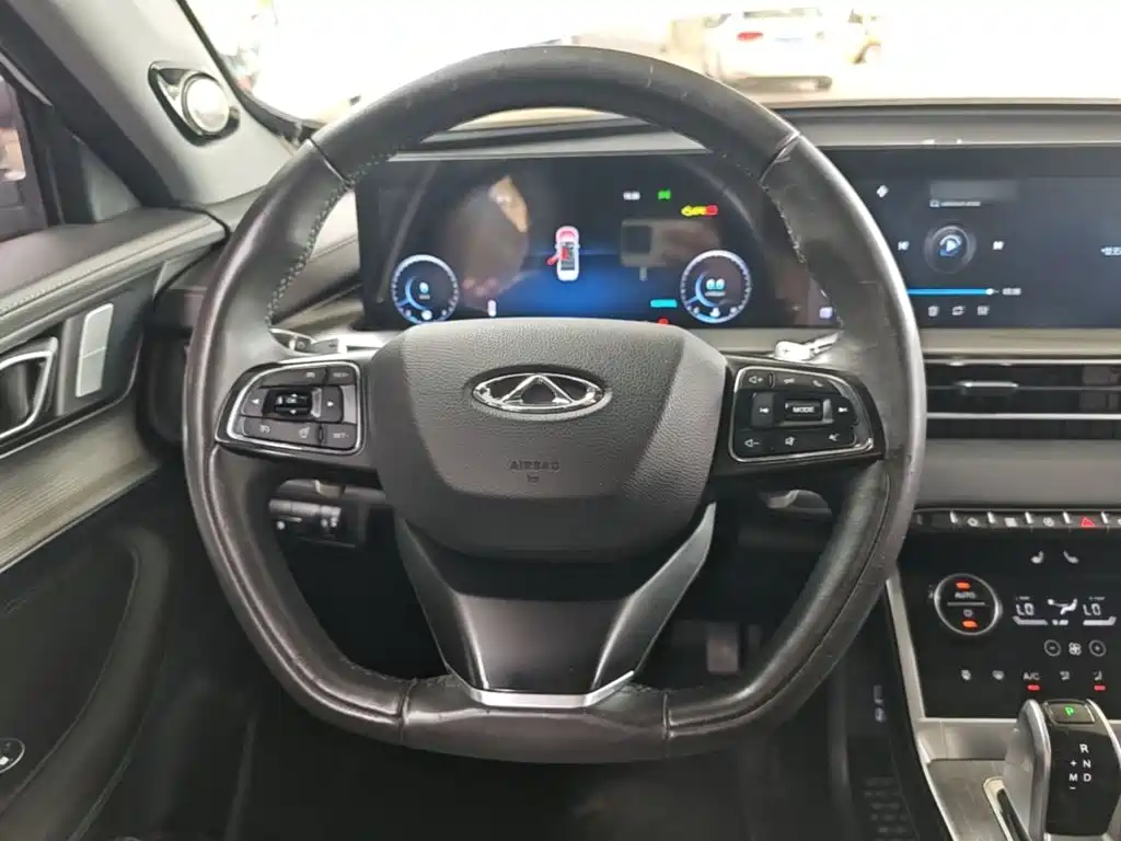 Chery Tiggo 8