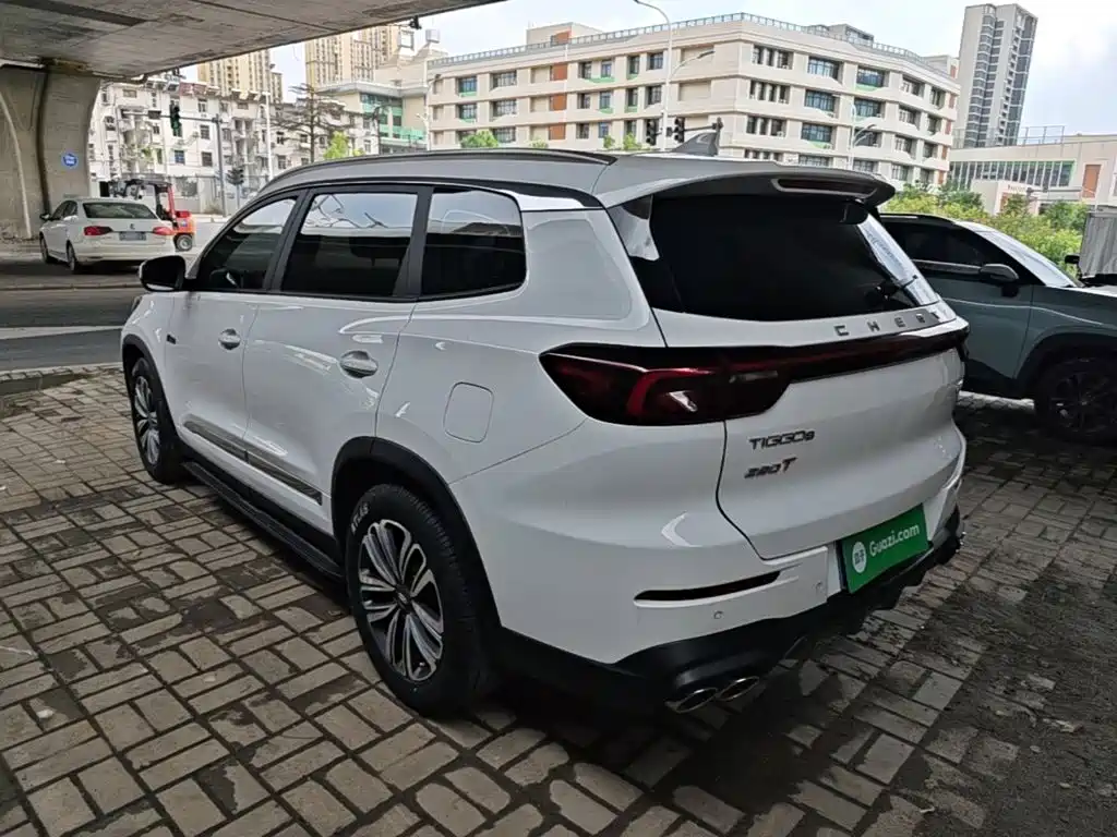 Chery Tiggo 8