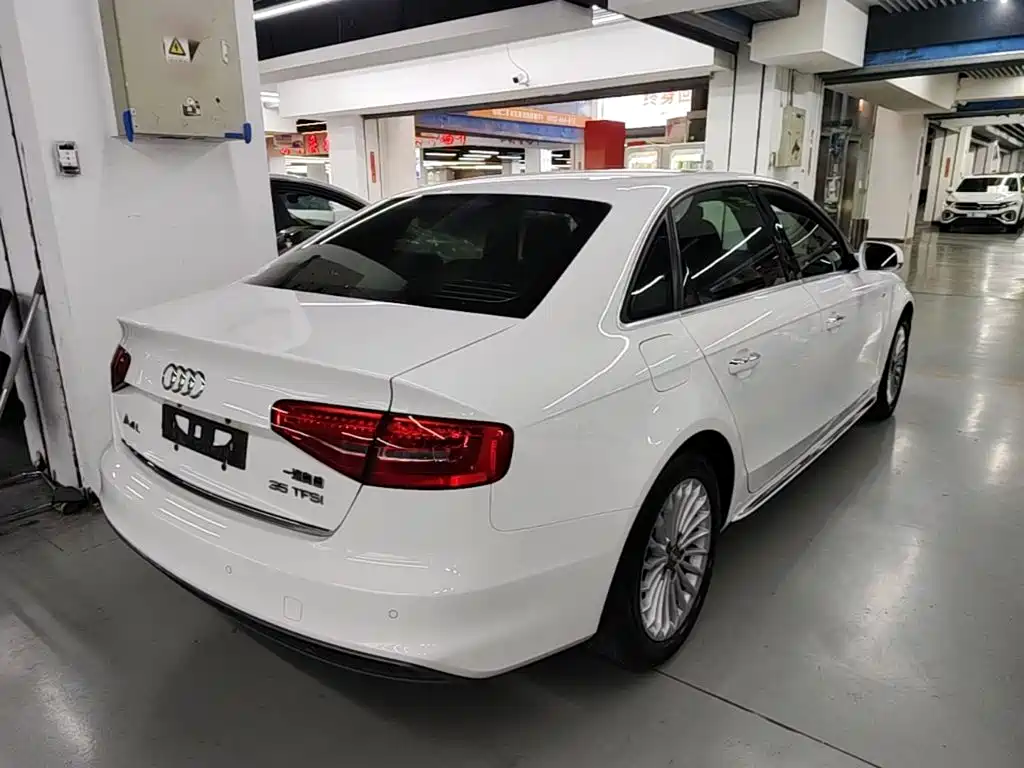 Audi A4L