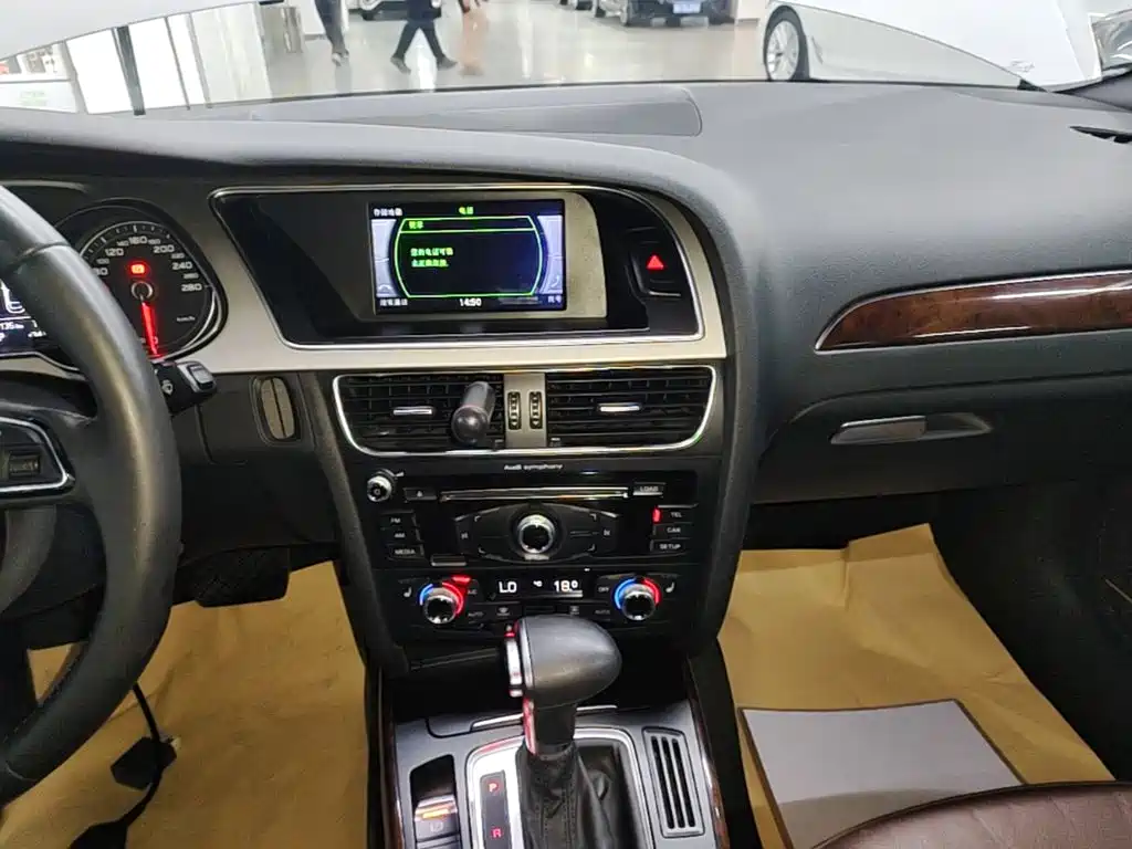 Audi A4L