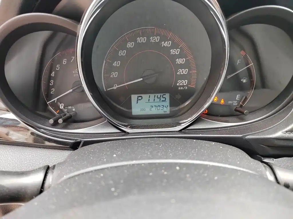 Toyota Yaris L