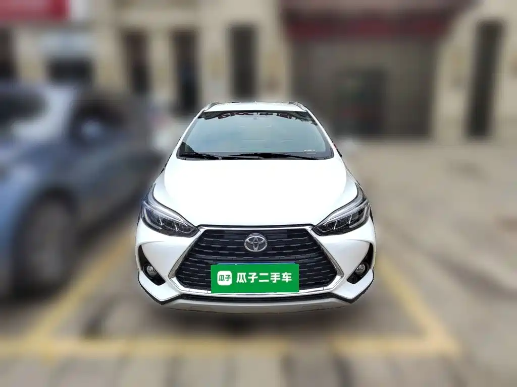 Toyota Yaris L