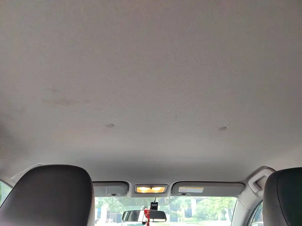 Toyota Yaris L