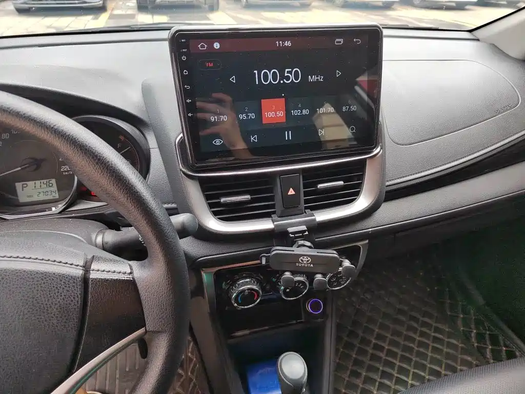 Toyota Yaris L