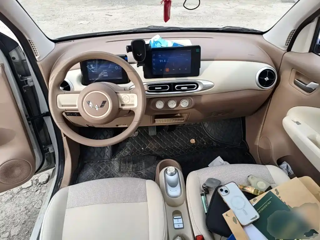 Wuling MINIEV
