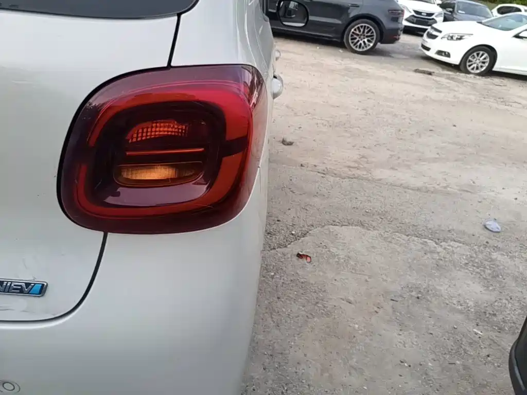 Wuling MINIEV