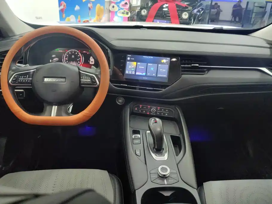 Haval F7