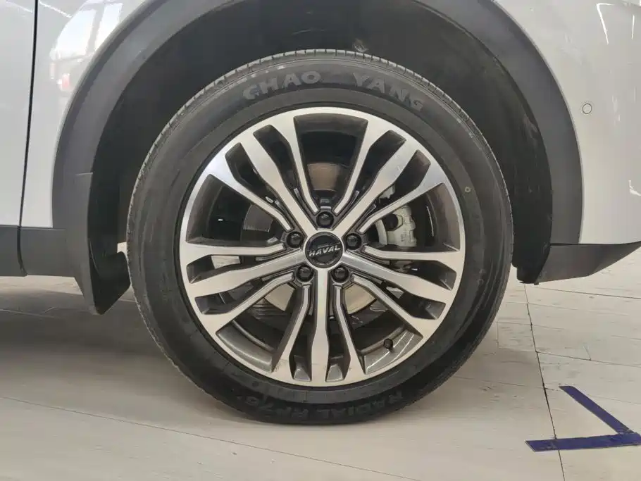 Haval F7