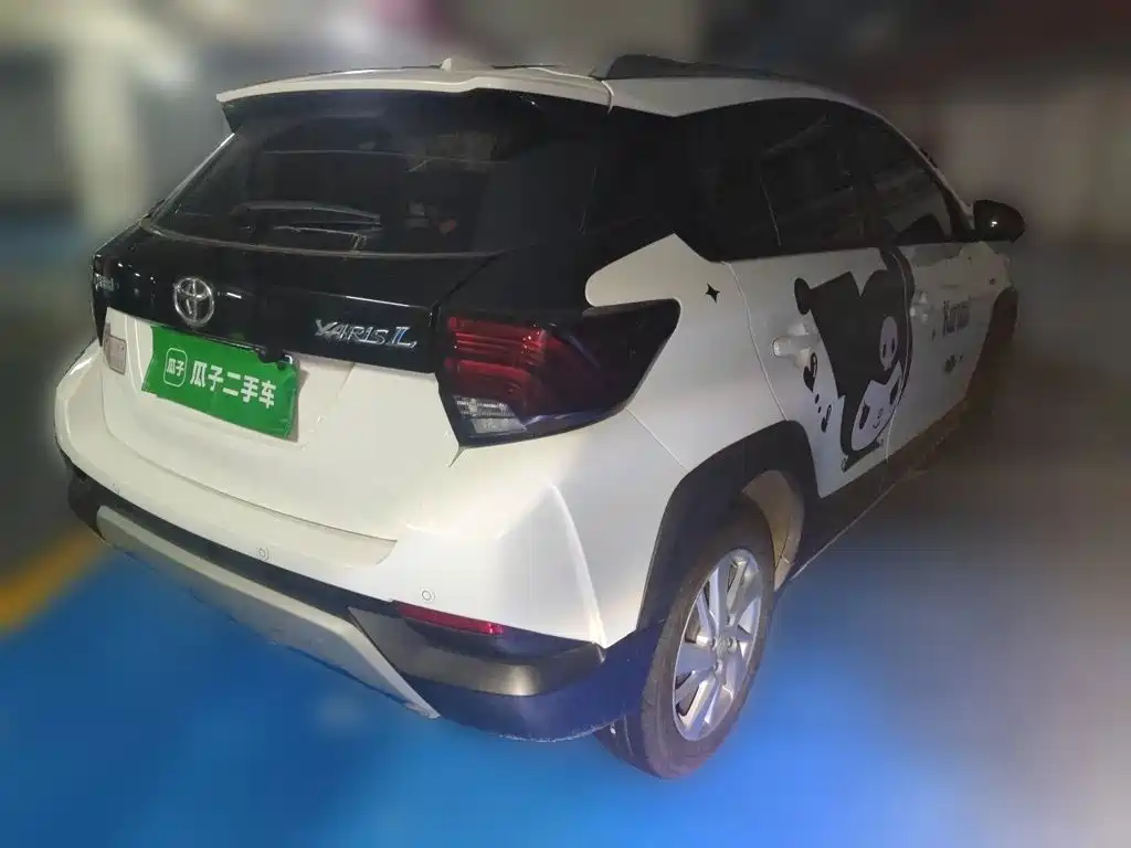 Toyota Yaris L