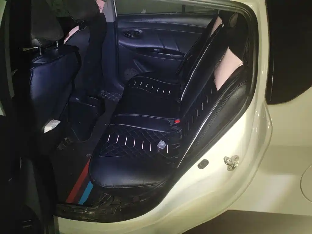 Toyota Yaris L