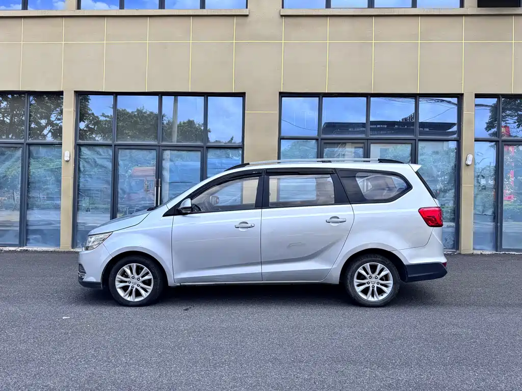 Baojun 730